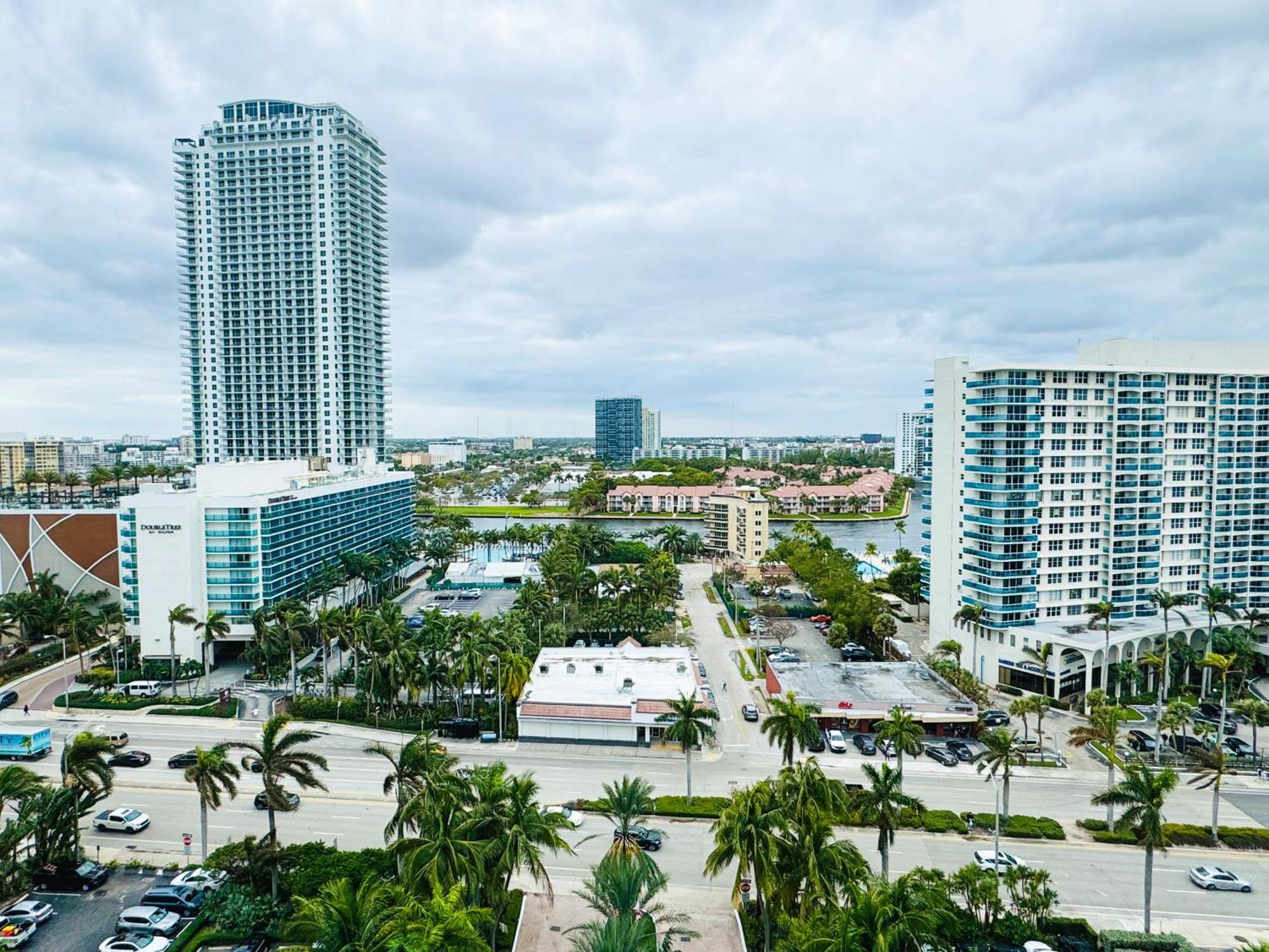 The Tides On Miami Hollywood Bay View Apartments 1B Екстериор снимка