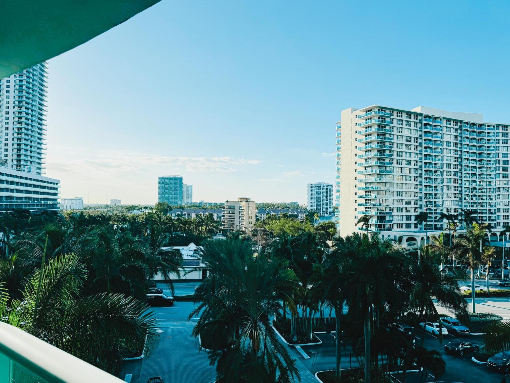 The Tides On Miami Hollywood Bay View Apartments 1B Екстериор снимка